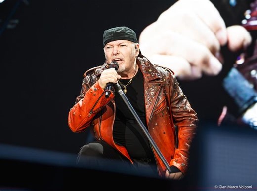 √ Vasco Rossi: scelta la scaletta definitiva del tour 2026