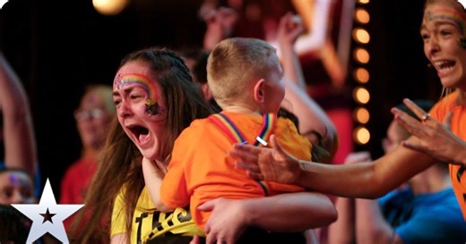 GOLDEN BUZZER! Sign Along With Us Put On the GREATEST Show |