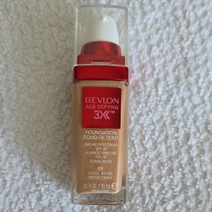 Revlon Age Defying 3X Foundation - 55 Cool Beige
