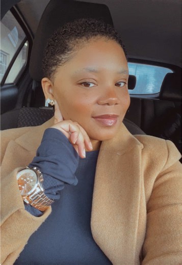 It’s the ease of it all for me. I love it here. #pixiecut #pixie #hairtok #womenover40 #LifeAfter40