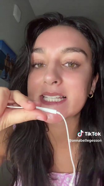 Decoding What a Girl's Snapchat Means