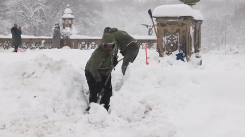 Central Park becomes winter wonderland as 19 inches of snow fall