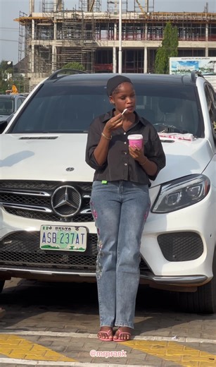 Hug prank #fypppppppppppppp #viralvideos #funyvideo #mrprank #contentcreation