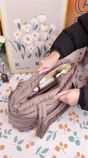 #bags #largecapacity #Totebag #bagged #tik_tok Large capacity, new tote bag, waterproof