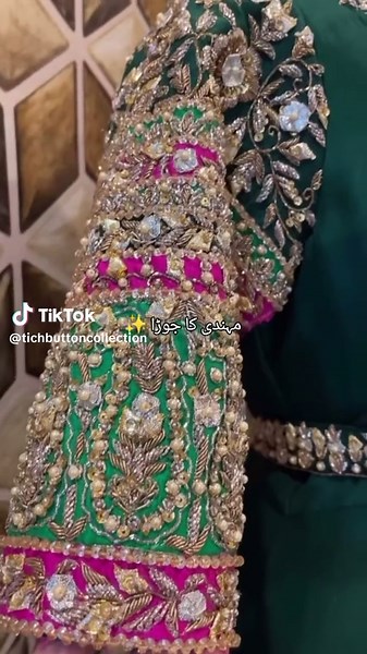 Beautiful long frock perfect for mayoo/ mehndi available on order ✨ can be customised in any colour and size WhatsApp for more details and order #custom #bespoke #partywear #trending #fyp