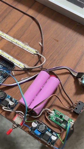 Solar Wind Hybrid Power System | Arduino Based Renewable Energy Project | DIY CIRCUITS
