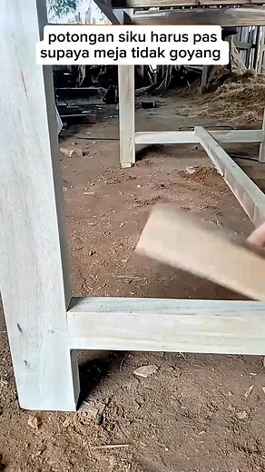 Mengatasi meja kayu supaya tidak goyang #reels #tutorial #creative #tips #woodworking #fbpro | Eks Cetok Aji