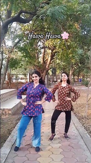 Hawa Hawa🥰| Trending | Girls dance #ytshorts #hawahawasong #dance #shorts #viralreels #explore #fyp