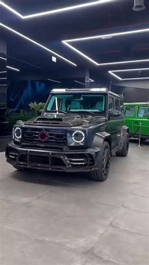 The MANSORY limited manufactory edition “Grande Entrée” based on Mercedes-AMG G63. A light turquoise leather salon with striking diamond carbon fiber trims, lighting door system with typical rear doors be hinged at the back with unique soft closing technology. Much more to come… The MANSORY Grande Entrée has a power increase up to 850 hp and 1,000 Nm. Performance: 0-100 km/h in 3.5s, Vmax: 250 km/h. CO2 emissions (combined): 312 g/km, fuel consumption (combined): 13,6 l/100km. #mansory #mercedes