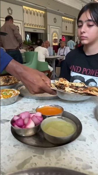 Middle Class in Restaurant 😅😂 #shorts #relatable#middleclass