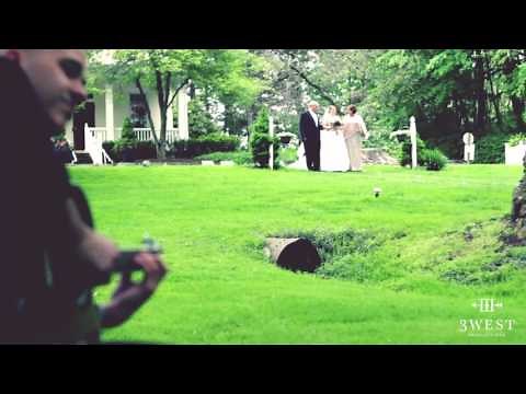 Solo Acoustic Guitarist | Bride's Processional
