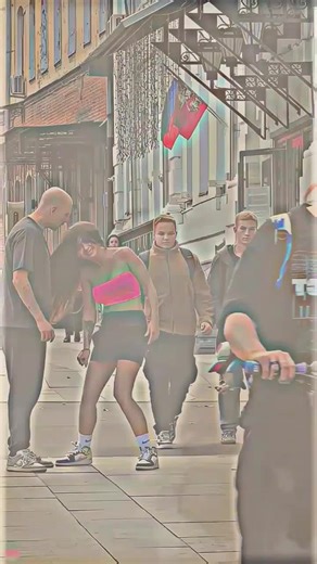 The Impact of Kindness in Social Experiments