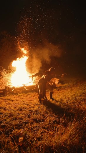 Discover the Lyrics to 'Gilchrist' by Samfordays