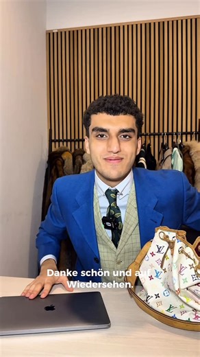 Wintage on Instagram: "Welche unserer wunderschönen Taschen diese Woche unter anderem verkauft worden sind, seht ihr in diesem Reel. Gebt uns gerne Feedback zu unseren Preisen. Wir freuen uns. #preowned"