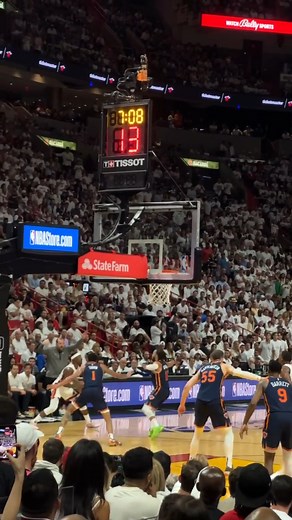 Strus drains that clutch 3 coming from some superb ball movement! 🏀 Continue watching games on TV5, One Sports and NBA TV Philippines #PlayoffMode #NBAPlayoffs, #RepublikaNgNBA | NBA Philippines