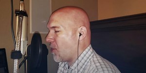 Tim Storms, the guy with the world's lowest voice, gives 'bass' a whole new meaning