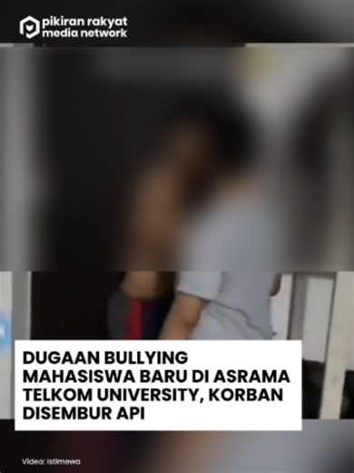 Viral Dugaan Bullying Mahasiswa Baru di Asrama Telkom University, Korban Disembur Api Video dugaan perundungan terhadap seorang mahasiswa baru di asrama Telkom University, Kabupaten Bandung, Jawa Barat, viral di media sosial. Rekaman tersebut memperlihatkan seorang mahasiswa diduga mengintimidasi teman sekamarnya, bahkan menyemburkan api dari semprotan botol kaleng ke arah wajah korban. Dalam video yang beredar, korban terlihat berusaha keluar dari kamar. Namun, upayanya diduga dihalangi oleh te