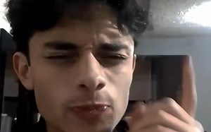 小伙高仿翻唱Colaps beatbox