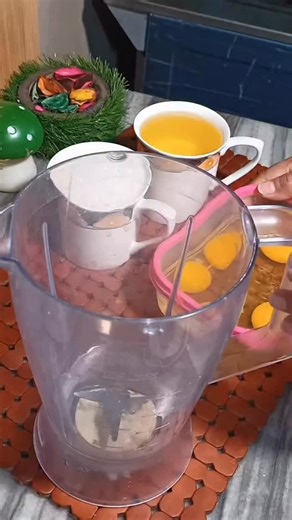 Aliza on Instagram: "Try this Recipe #foodlover #instantfood #exploremore #recipe #food #foodblogger #newrecipe #recipies #explorar #yummy #cake"