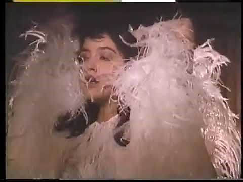 𝔏𝔞𝔠𝔢 ( 1984 ) Lili meets her mother .