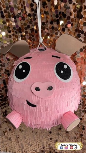 Piñata de baby pig #Piñata#PiñataBabyPig#Cerdito#PigTheme#PiñataInfantil#PiñataPersonalizada