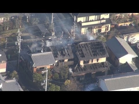朝火事 １人死亡 京都・向日市