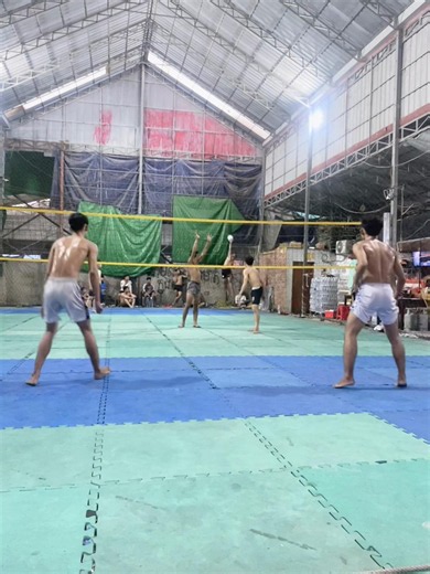 បែកគ្នាមួយរយះសិនហេីយគីប🏐🖤@មករា @Mon mega❤️ #ស្មាតហាយឡាយ🏐 #volleyball #viral #foryou #fyp