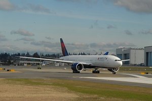 Abandoned Box Shuts Down MSP Airport’s Terminal 2