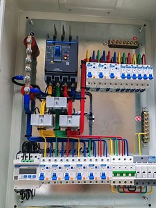6.8K views · 249 reactions | Electrical distribution panel 019 #fbreelsfypシ゚viralfbreelsfypシ゚viral #electricalengineering #industrial #fbreels2025ツ | MHB Technology | Facebook