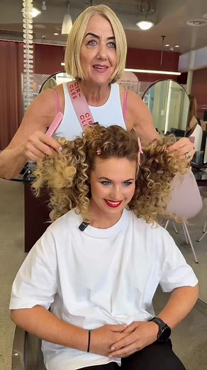 Adding fullness and volume using Tecni.art Volume extra full and Flex Pli to create these curls. #lorealproaus #lorealpro #lorealproeducation | Sharlene Lee