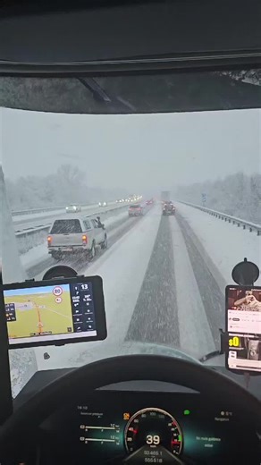 snow ❄️ fall in europ 🇪🇺#france #trending #viral @sk Dream boy 🇩🇪🇨🇵🇫🇷🇫🇮 @King Khan #viralvideos #foru