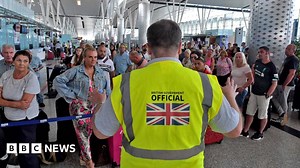 Thomas Cook collapses as last-ditch rescue talks fail