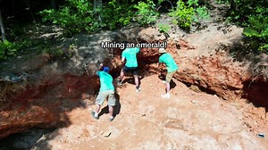 I Mined A Real Emerald in North Carolina 👀🤩 | emerald