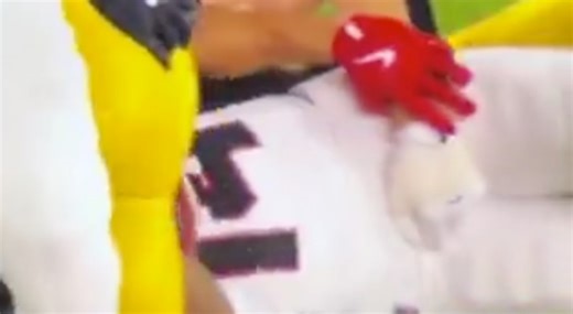 Steelers Player Caught In 4K Grabbing Texans WR's Junk & Twisting It For No Reason At All [VIDEO]