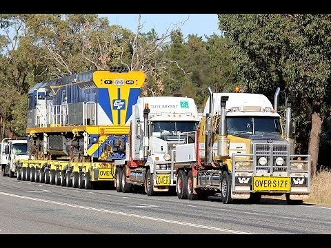 Tutt Bryant moving some C44 aci Locomotive's