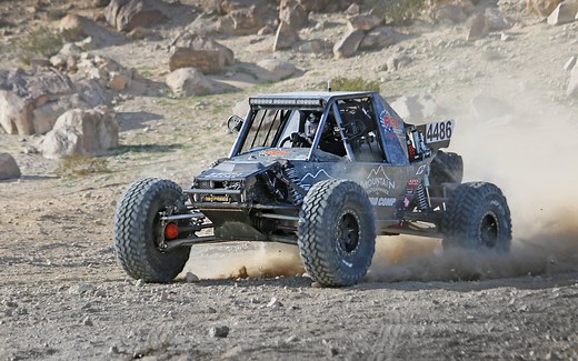 This thing is insane. Learn more about the new Gomez car built by UFO Fabrication with independent suspension front and rear and over 800 horse power! #gomezbrothersracing #rcvperformance | RCV Performance Products