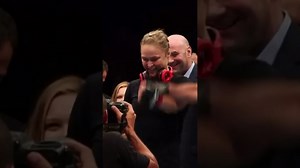 Ronda Rousey vs Cris Cyborg