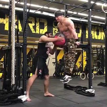 Gut Punching . KNOCKOUT 🏆11