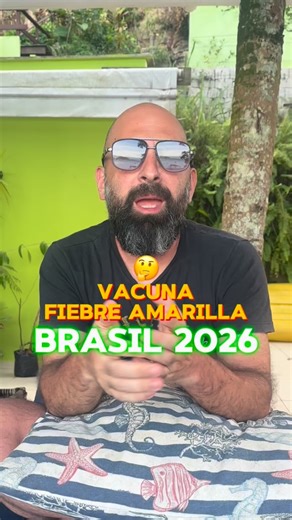 Vacuna fiebre amarilla Brasil 🇧🇷 ¿Viajás a Brasil en 2026? 👉 La vacuna contra la fiebre amarilla no es obligatoria para entrar al país, pero sí está recomendada si vas a estados con riesgo de transmisión del virus. ⏱️ Si te vacunás, hacelo al menos 10 días antes de viajar para que te dé protección. (Recomendado 30 días). 👀 Si tu viaje se limita a zonas sin riesgo (por ejemplo ciertas zonas costeras) podrías no necesitarla, pero la recomendación médica sigue ahí según el itinerario y activida
