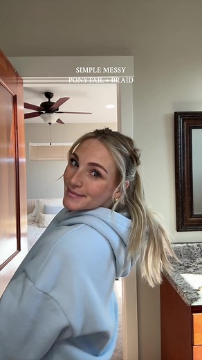 tried a more messy look with my ponytail & I think I love it?! 💗💛🍓✨ #hairstyle #messyponytail #messy #ponytail #simplehairstyle #easyhairstyles #cutehair