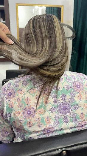 🎨 Transform Your Look with Vibrant Hair Color! 🎨 Revive your style with our expert Hair Colour Treatment at Zarnab Sap’s & Beauty Clinic! From bold shades to natural tones, we’ll help you achieve the perfect color to match your personality. 💇‍♀️✨ 💥 Special Deals Available – Limited Time Only! 💥 👉 Call now to get the perfect shade for your new look! 📍 Location: K Block, House No 93, Shah Rukn Colony, Multan 📲 Book Your Hair Transformation Today: 92 317 6965018 #HairColourMagic #VibrantHai