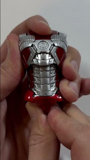 Model kit assembly build Iron Man Mark 5