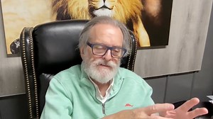 8.9K views · 287 reactions | WATCH THE FULL PODCAST HERE: https://www.youtube.com/watch?v=ONuN-4_5wwc | Prophecy Watchers | Facebook