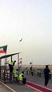 aeroplane landing funny vedios and clips