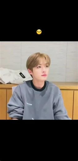 Lee Know Vlive Voice Compilation