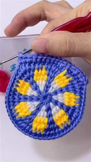 Beginner Needle Work Tutorial | Step-by-Step Hand Embroidery Guide 🧵✨ #yarn #knittig