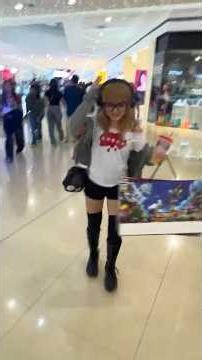 Speedrunning a Futaba cosplay!! #cosplay #persona5