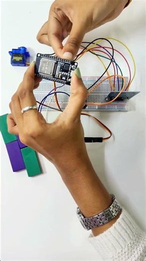 DIY Smart RFID Door Lock with ESP32 #Robocraze #ESP32 #RFID #SmartLock