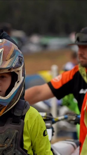 1.7K views · 192 reactions | All smiles for outdoors MX moto 1’s are firing off right here at the historic Mini O’s @themotospeedfactory ✊ @unlimitedsportsmx @motoplayground #motoplayground #underpromiseandoverdeliver #rootsrundeep #minios #core #florida #thanksgiving #gatorbackcyclepark #history #DIRTY100 #GRITMOTO | MotoPlayground | Facebook