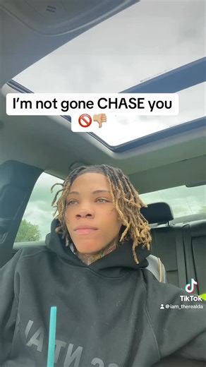 Deasia Holmes on Instagram: "Not the chasing type…#fyp #viralvideos #fypreelsシ゚ #relationships #relatable"